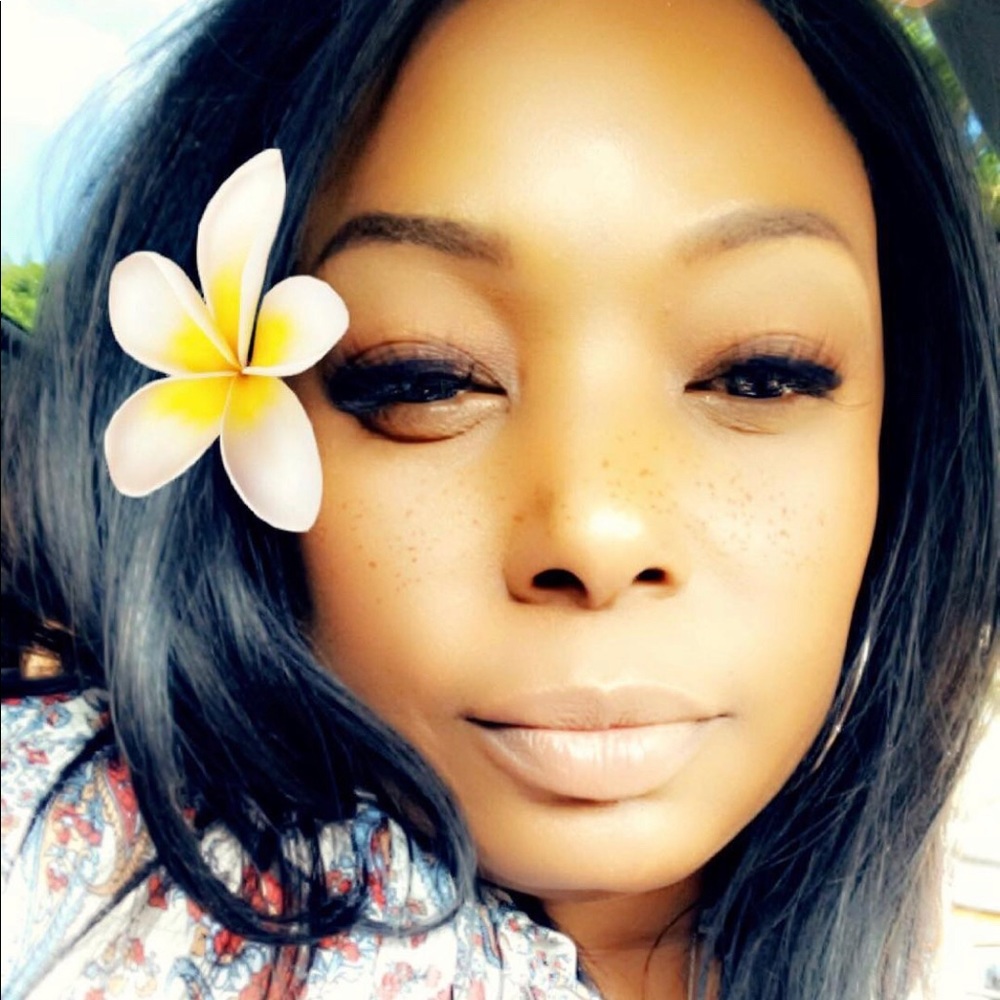 Meet your Posher, Tiffani